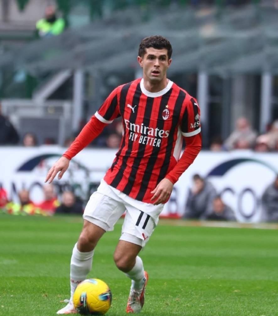 问鼎娱乐AC米兰今晚战术微调，志在意甲名次提升，话题不断，球队文化再被提及的简单介绍