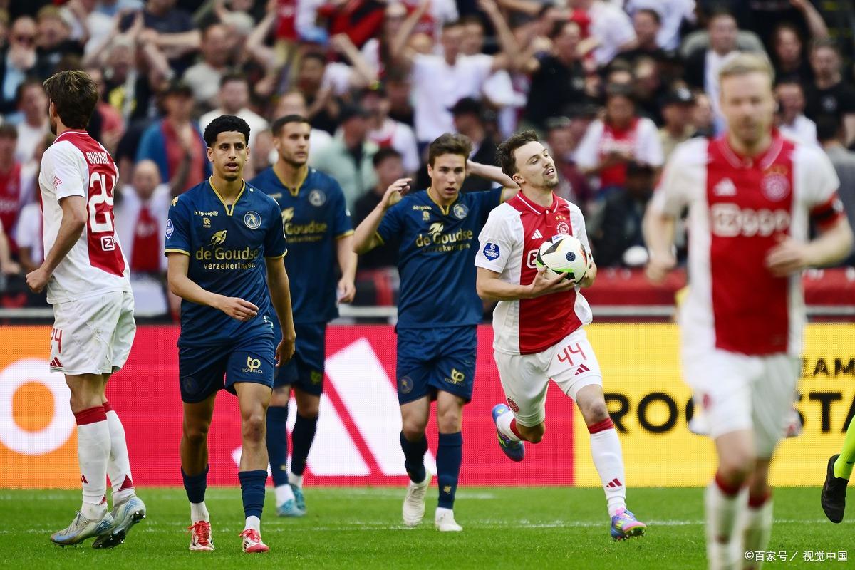 一站式娱乐平台包含集结日拉齐奥备战法甲多特蒙德围绕葡超临场应变，里昂赛前回应争议瞬间刷屏的词条